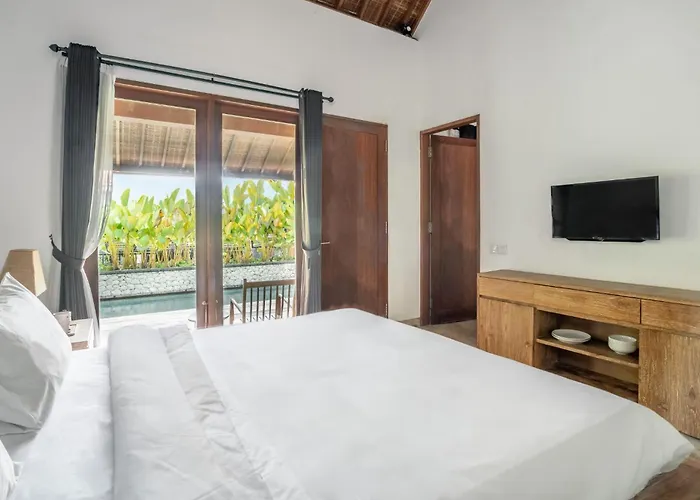 Гостевой дом Rarama Close With And Seminyak 3*